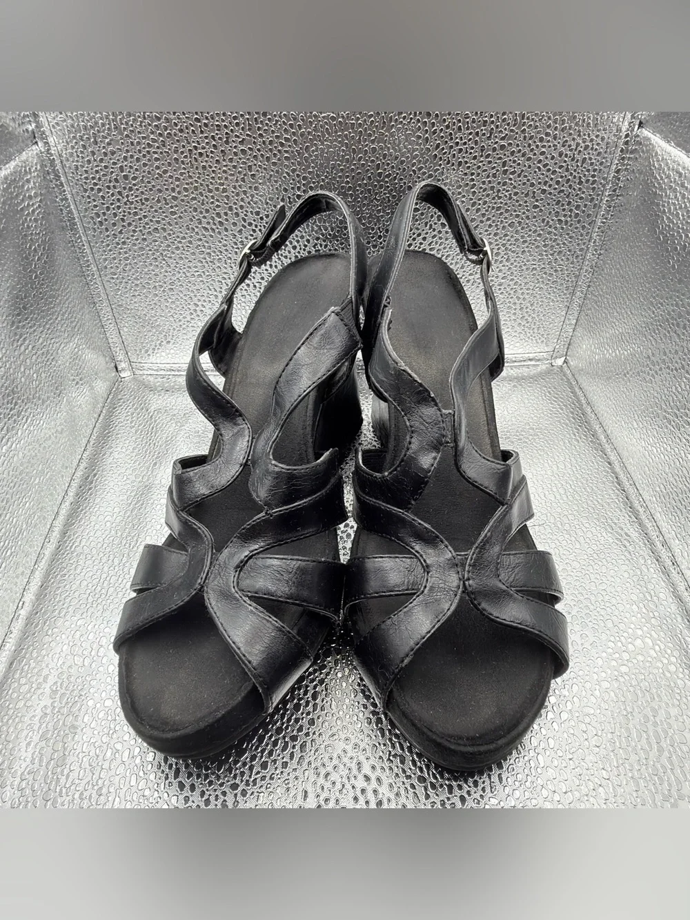Aerology elegant black